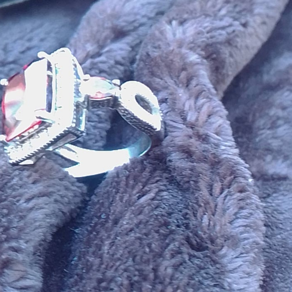 NEW  RUBY/ WHITE  TOPAZ  RING! - Picture 6 of 6